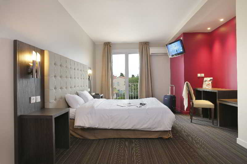 Hotel The Originals Perpignan Sud Le Grillon D'Or Le Boulou Exteriér fotografie